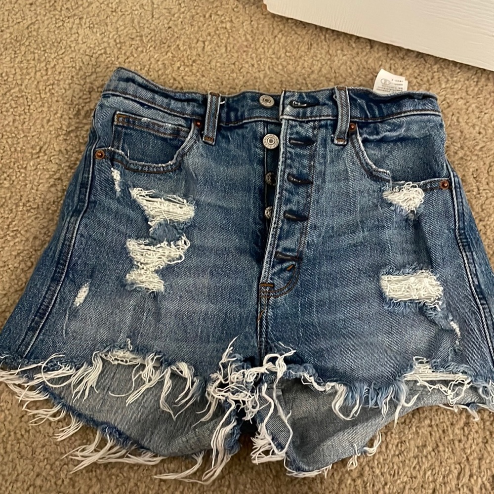 Abercrombie ultra high rise mom Short
